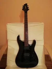Uniwell Superstrat Elektromos gitár [2020.06.08. 19:14]