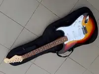 Kézzel készített Stratocaster Elektromos gitár [2021.01.31. 15:33]