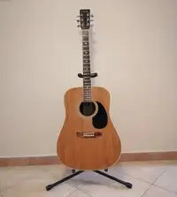 Hyundai  Acoustic guitar [February 16, 2021, 6:22 pm]