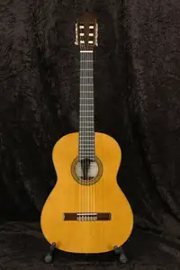 Antonio Sanchez Mod 1020 1990 Classic guitar [August 13, 2021, 12:28 pm]