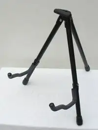 MPM instrument - Guitar stand [March 8, 2022, 4:04 pm]
