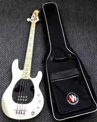 OLP MM2 Stingray Ernie Ball Musicman Bass guitar [August 9, 2021, 5:12 pm]