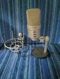 SAMSON G Track Condenser microphone [August 22, 2021, 8:38 pm]