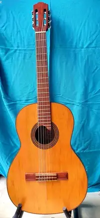 Romanza Artesania Espanola Classic guitar [November 14, 2021, 10:56 am]