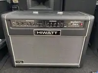 Hiwatt Maxwatt G100 R Kombinovaný zosilňovač pre gitaru [October 16, 2021, 2:17 pm]