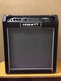 Hiwatt MaxWatt B100 15 100 wattos basszuskombó Combo de bajo [November 10, 2021, 10:46 pm]