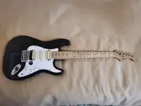 Career STRATOCASTER HSH E-Gitarre [May 29, 2022, 12:44 pm]
