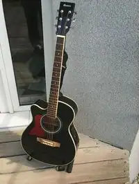 Dimavery LH-303 Electro-acoustic guitar [January 6, 2023, 12:17 pm]