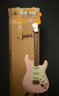 Squier Classic Vibe 60s Stratocaster Shell Pink  w Mint Elektromos gitár