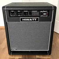 Hiwatt Maxwatt B300 15 Bass guitar combo amp [January 10, 2023, 1:21 am]