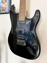 Career HSS Stratocaster Guitarra eléctrica [August 3, 2023, 8:52 am]