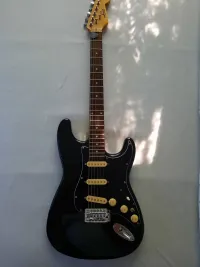 Levin Stratocaster Electric guitar [June 26, 2023, 1:55 pm]