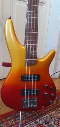 Soundgear SR300E Bass guitar [June 16, 2023, 7:25 pm]