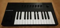 Native Instruments Komplete kontrol a25 MIDI klávesnica [March 12, 2024, 11:05 am]