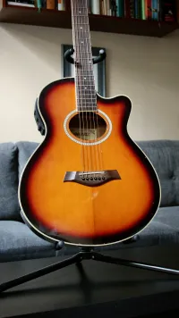 Uniwell CA-02CEQ SB Electro-acoustic guitar [August 28, 2023, 6:41 pm]
