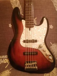 Invasion Jazz bass 5 string Bass guitar [December 5, 2023, 12:59 pm]
