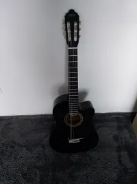 Valencia  Klasická gitara [October 18, 2023, 3:17 pm]