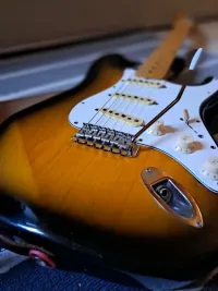 Vester Limited Jimi Hendrix Tradition Series Stratocaster E-Gitarre [February 16, 2024, 2:52 pm]