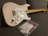 Squier Classic Vibe 50 Stratocaster Electric guitar [February 20, 2024, 11:36 am]