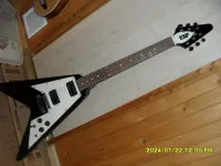 ESP Custom Elektromos gitár [2024.04.08. 20:02]