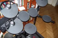 YAMAHA DTX 400 K Electric drum [Day before yesterday, 1:16 pm]