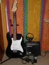 C-Giant Stratocaster Electric guitar set [February 6, 2014, 2:45 pm]