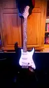 Challenge VP Stratocaster Guitarra eléctrica [August 7, 2014, 9:10 pm]