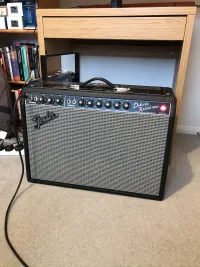 Fender 65 Deluxe Reverb Reissue Guitar combo amp [May 24, 2024, 2:37 pm]