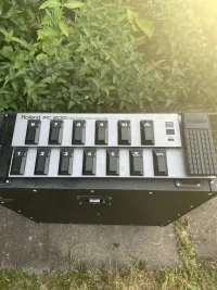 Roland FC-200 MIDI footswitch [Day before yesterday, 12:26 am]