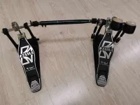 TAMA  Double drum pedals [July 19, 2024, 8:16 am]