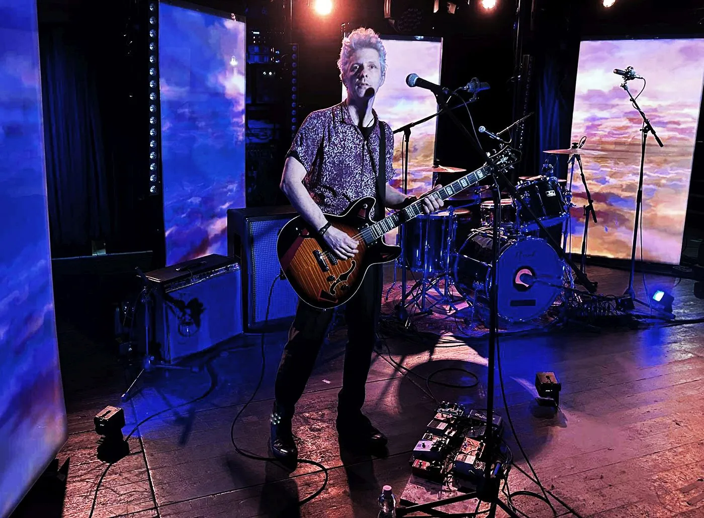 „Igen, így kell a gitároknak szólni!” – Nemes András kedvenc 2025-ös zenéi