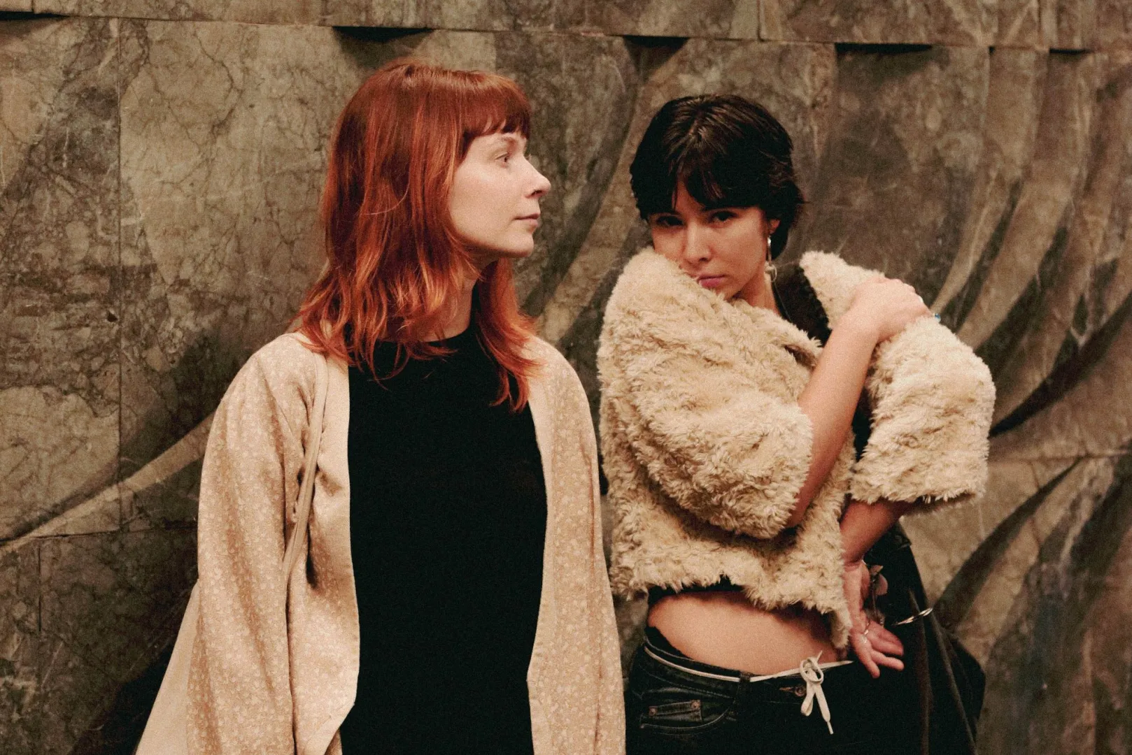 „Kedvesen nyomasztó, könnyed szomorkodós népi underground” – Magyarradar: Sárkánygarbó