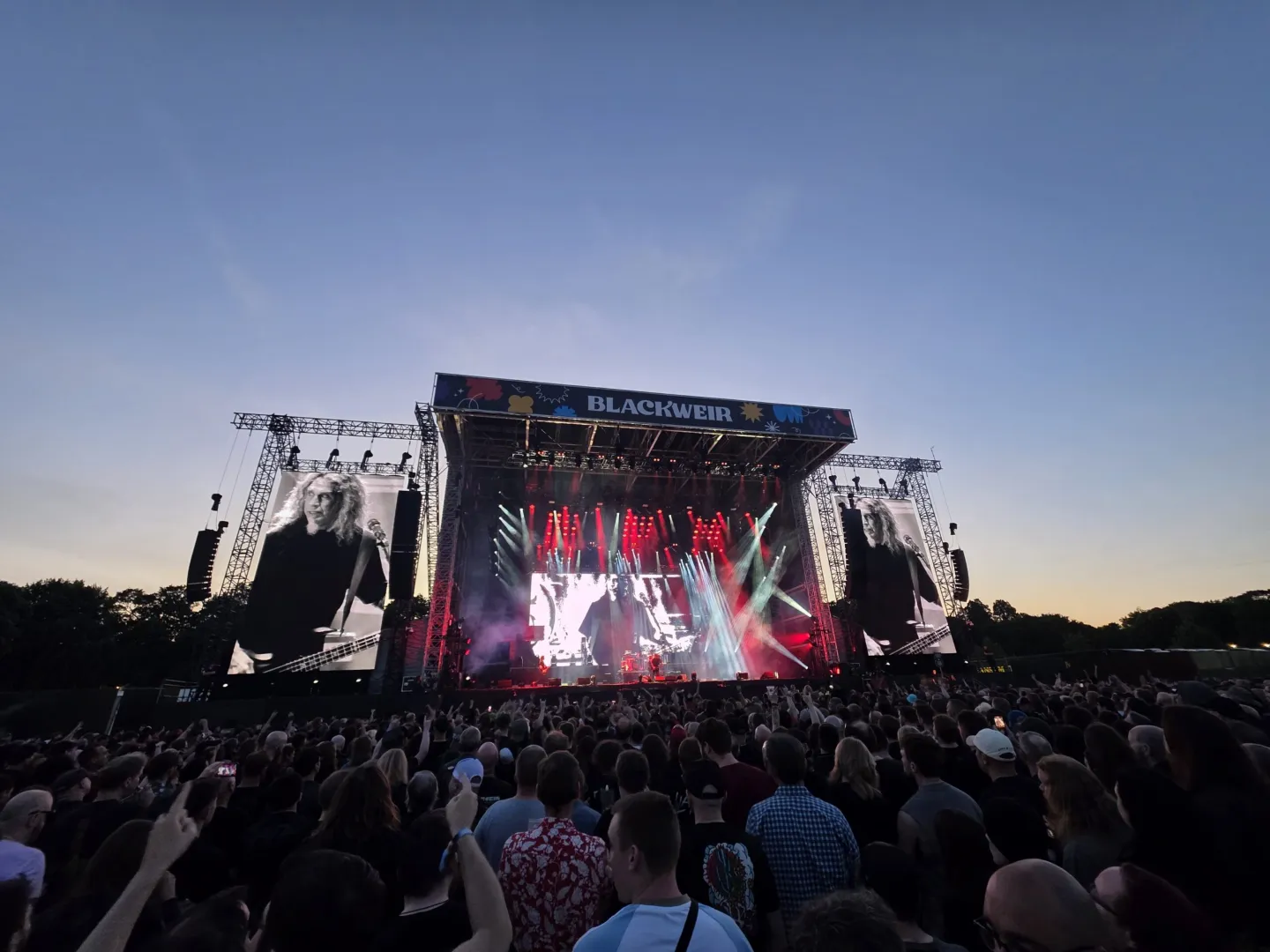 A nem létező zenekar remek bulija: a Slayer Cardiffban melegített be az Ozzy-búcsúra, megnéztük