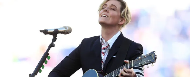 A Sennheiser Spectera kézimikrofonja a Super Bowl döntőben mutatkozott be a nagyközönségnek