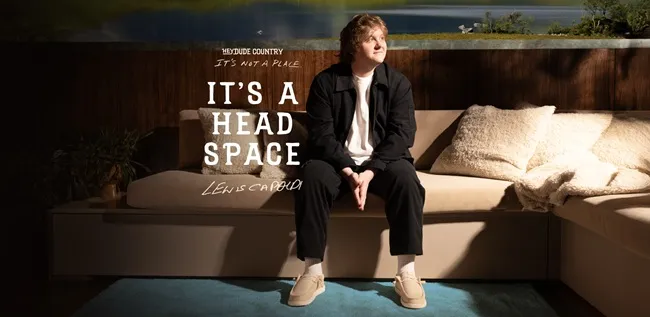 A Sziget Fesztiválra is visszatérő Lewis Capaldi lett a HEYDUDE Country globális nagykövete