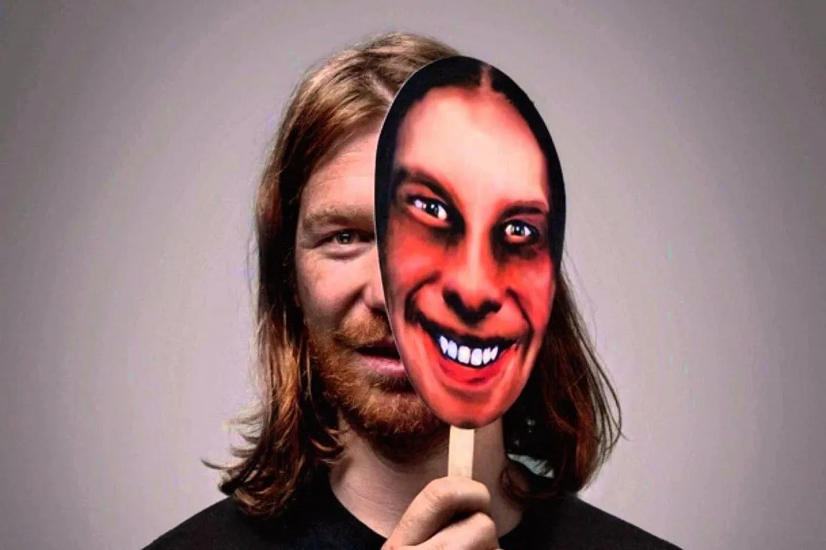 Aphex Twin új válogatásalbummal kíván boldog karácsonyt