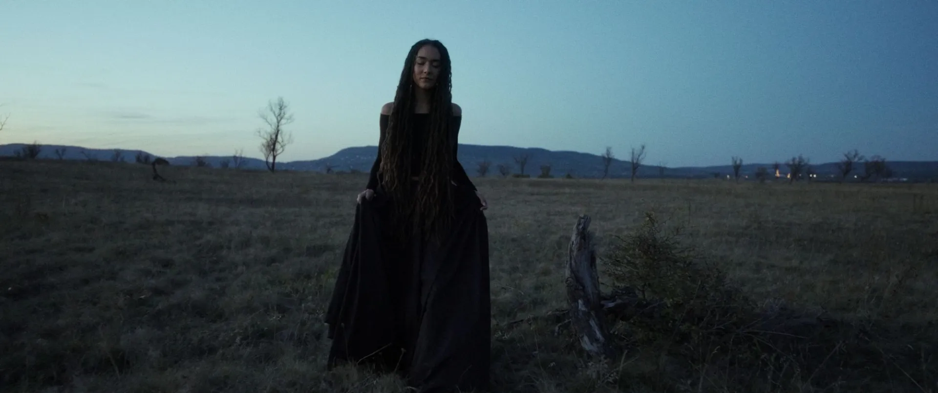 Árnyékok között – EP-premier! Boró: Someone Else’s Beat