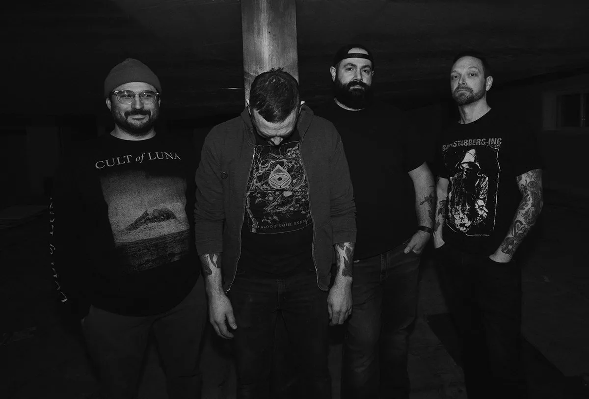 Bitter Mess - Wax Fruit - bemutatkozó dal
