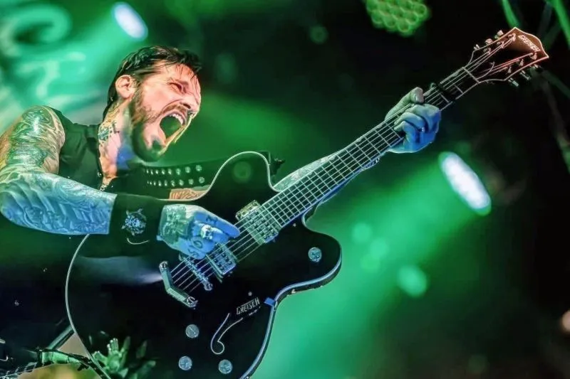 Black Star Riders – Jön az énekes, Ricky Warwick új lemeze