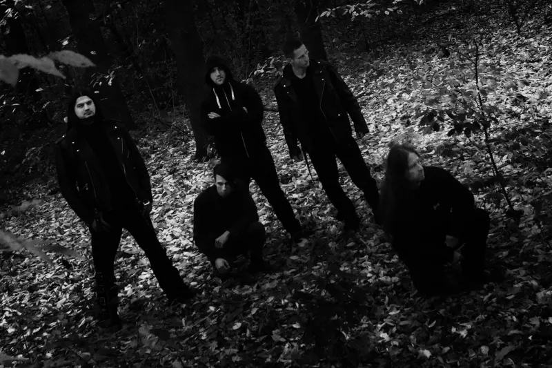 Crowhill Tales – Pénteken érkezik a zenekar második nagylemeze