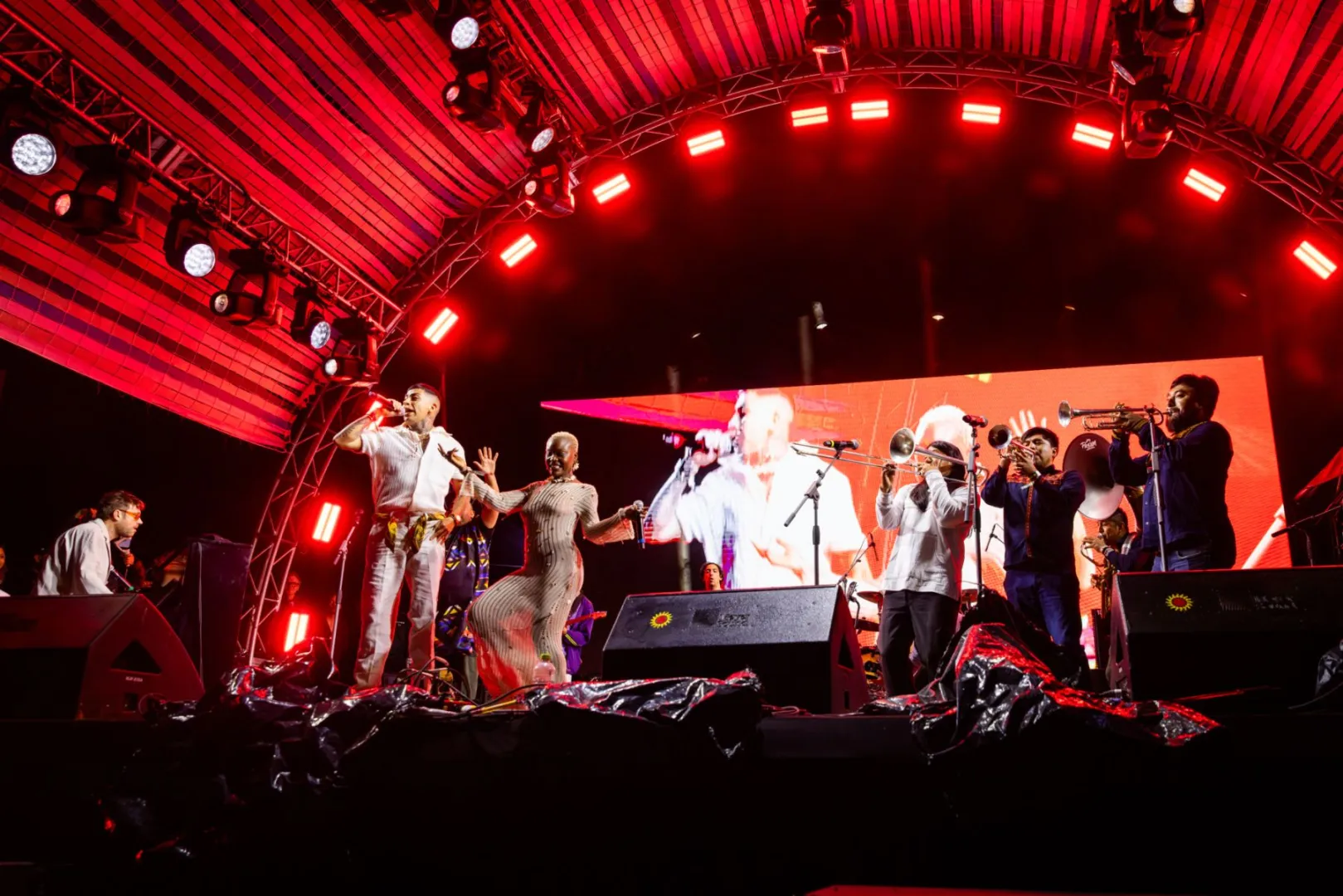 Damon Albarn júliusban a Müpában játszik az Africa Express-szel