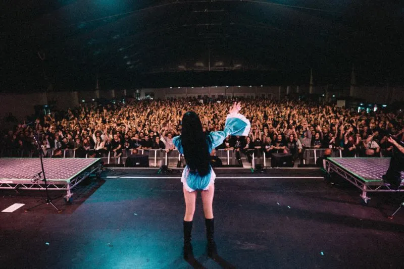 Elsöprő első budapesti koncert és bundáskenyér: Poppy – Barba Negra, 2026. 03. 22.