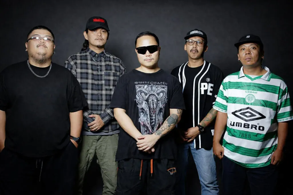 EXPEL - Maradjatok tudatosak