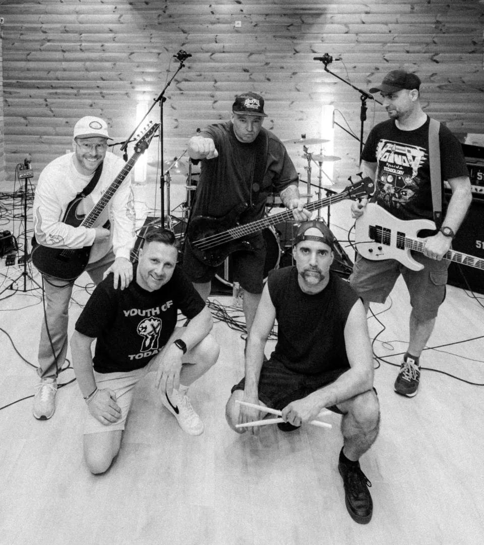Falcongate - Gondolkodj! - újra vették régi dalukat