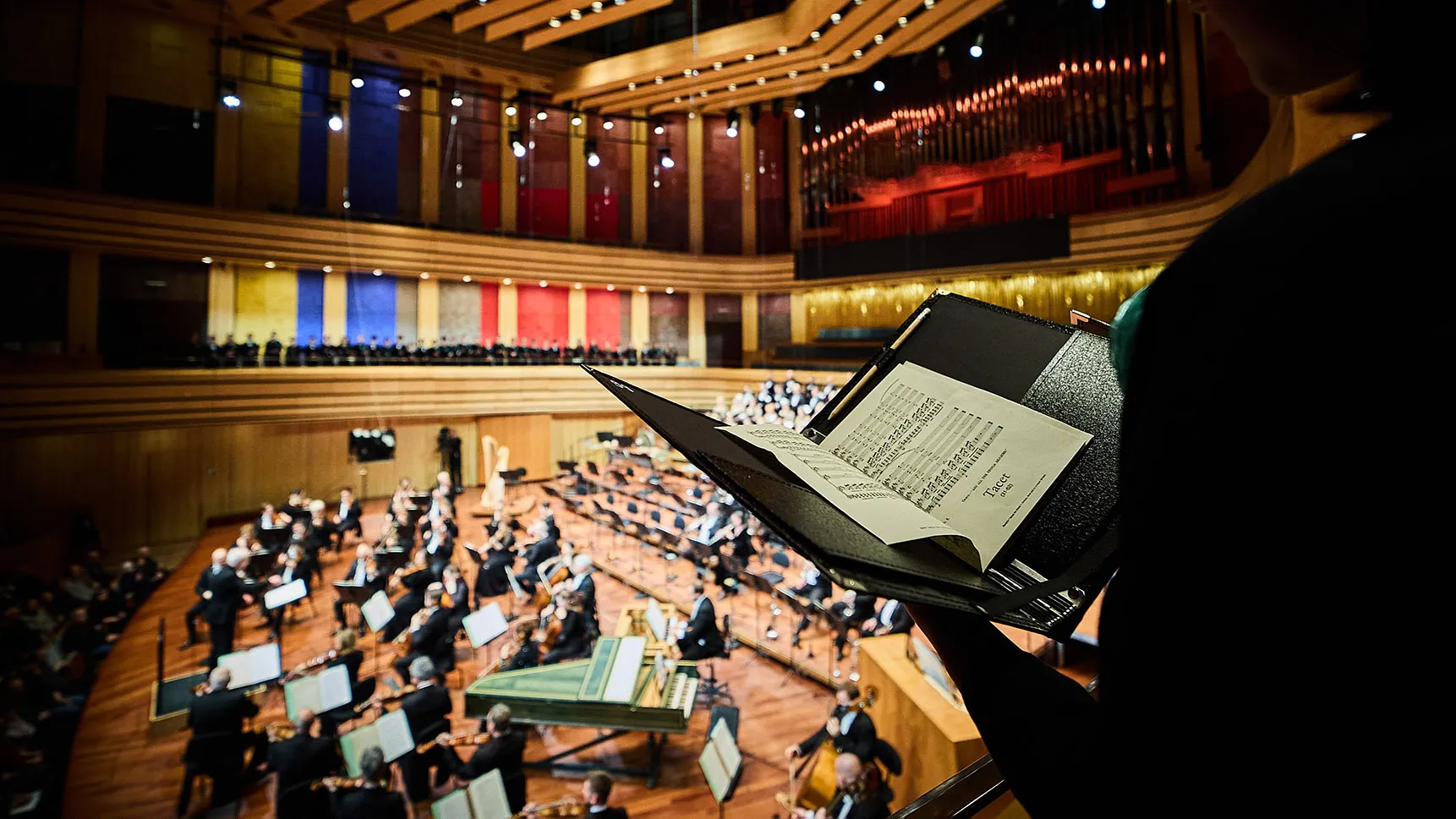 Hallgasd élőben Philip Glass zenéjét!