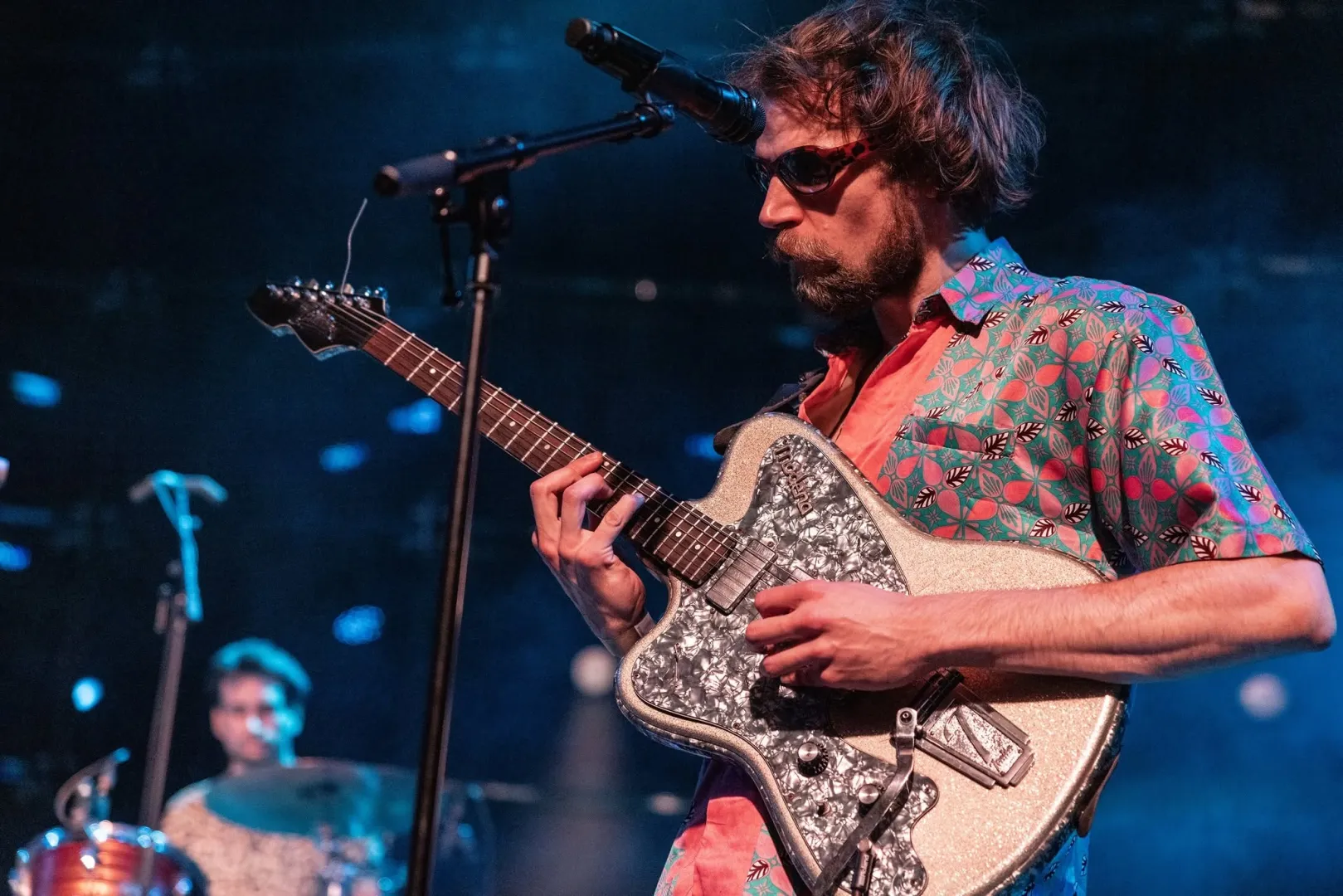 Ideiglenesen kilépett a Qualitonsból Szőke Barna, de már meg is van az új gitárosuk