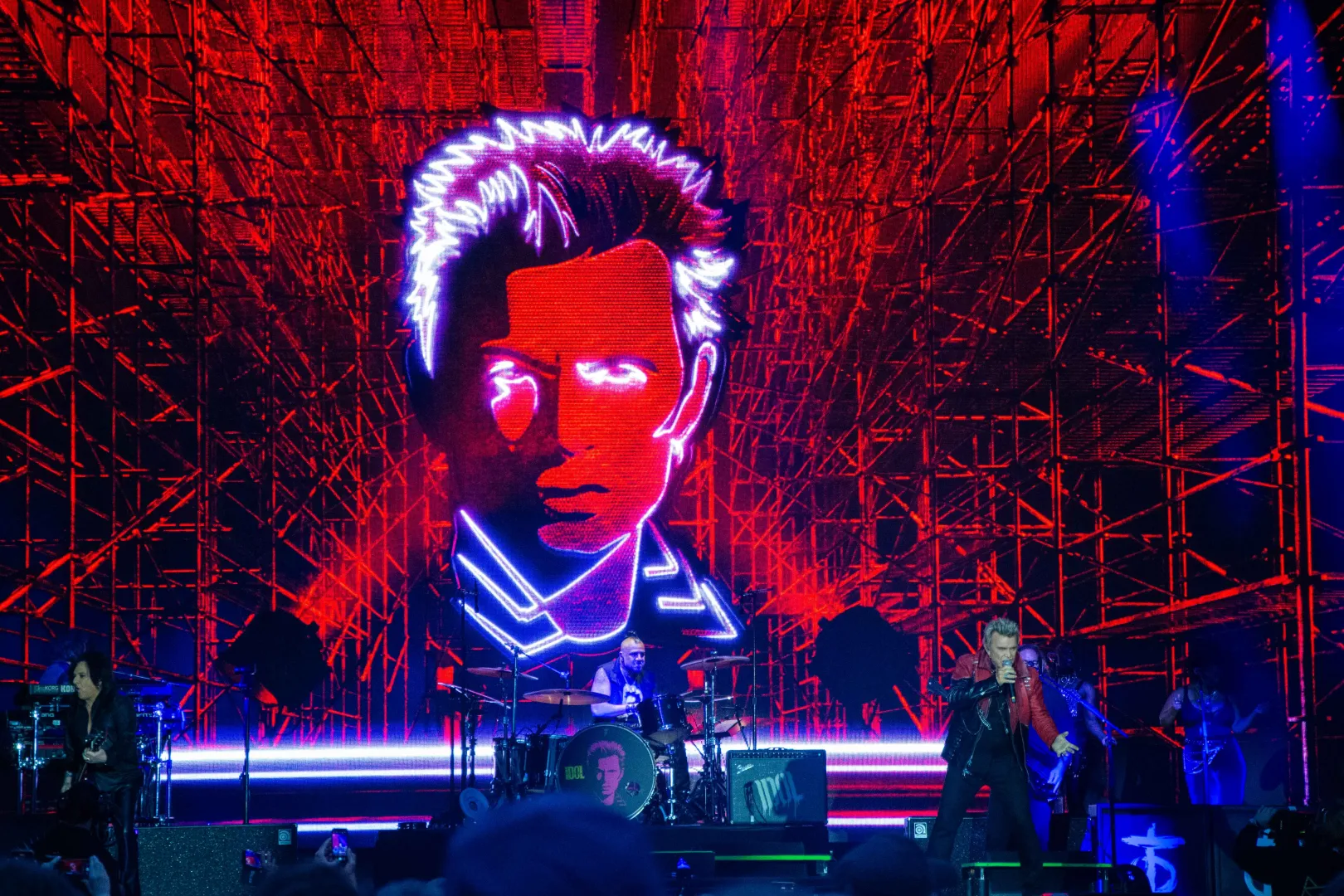 Ilyen volt Billy Idol koncertje a Budapest Parkban – fotógaléria