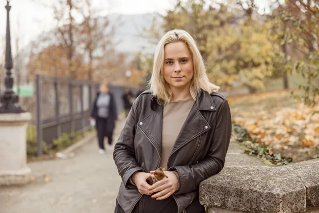 Kórussal érkezik a Várkert Bazárba a Honeybeast - interjú Tarján Zsófiával