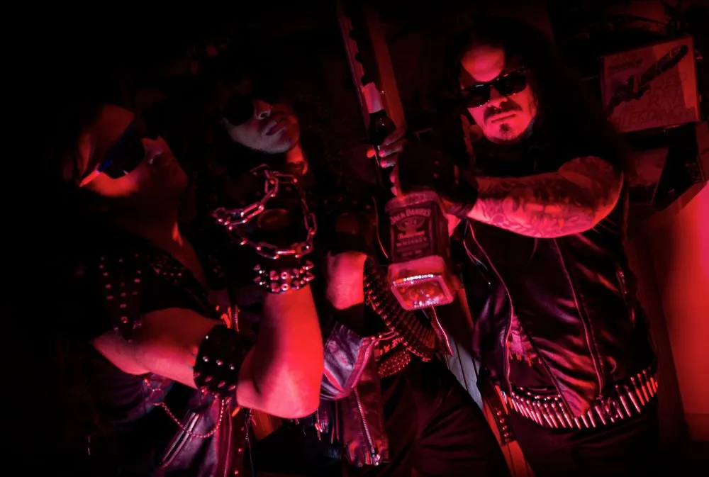 Louder – Szöveges videóval pörgetnek fel az új lemezre