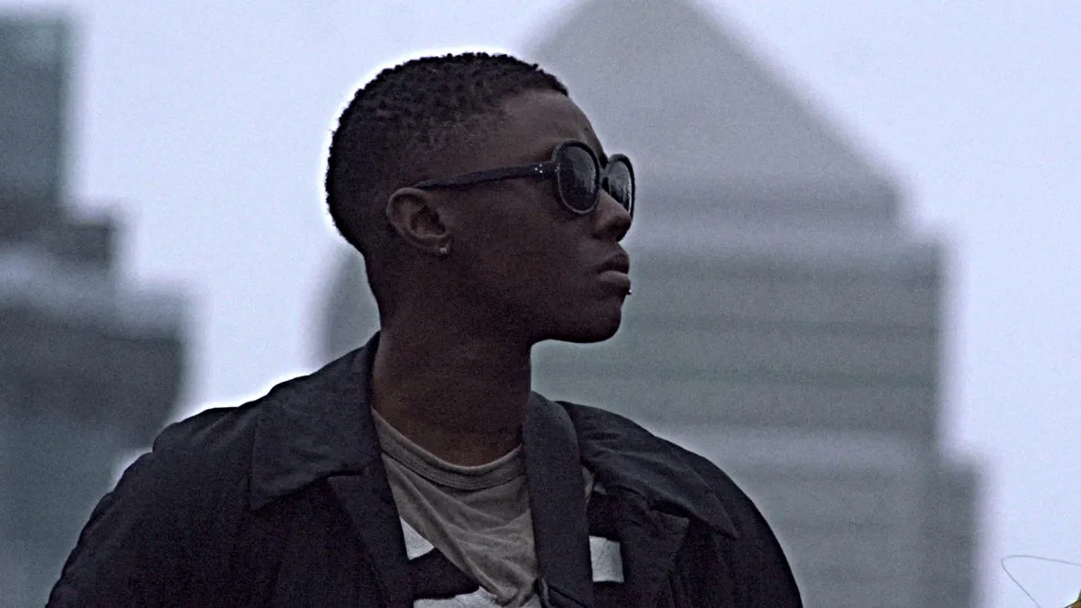 Megcsavarja, egymás mellé rakja. Alpha Maid: Is this a queue (lemezkritika)